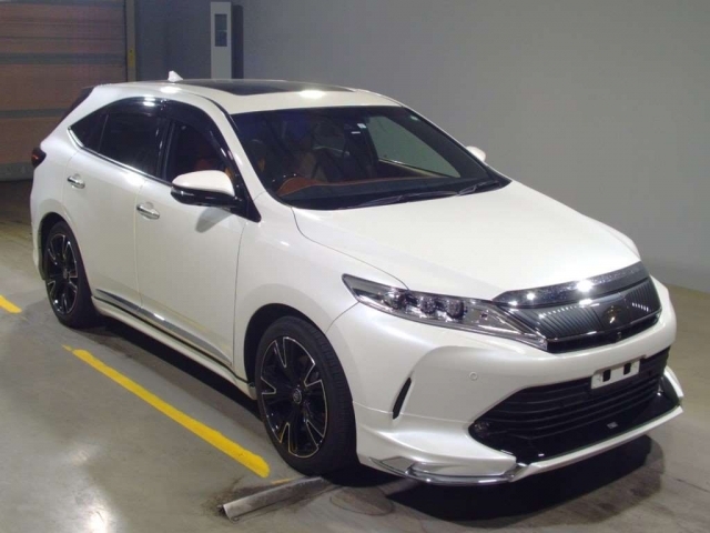 Import and buy TOYOTA HARRIER 2019 from Japan to Nairobi, Kenya