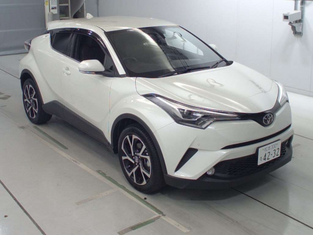 Import and buy TOYOTA C-HR 2017 from Japan to Nairobi, Kenya