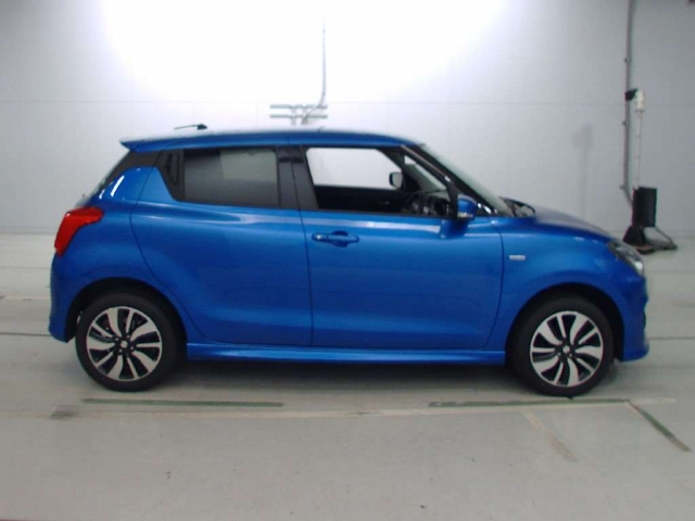 Import and buy SUZUKI SWIFT 2017 from Japan to Nairobi, Kenya