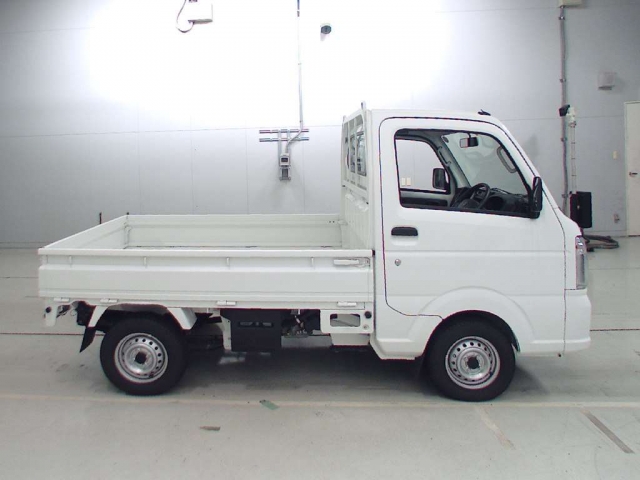 Import and buy SUZUKI CARRY TRUCK 2017 from Japan to Nairobi, Kenya