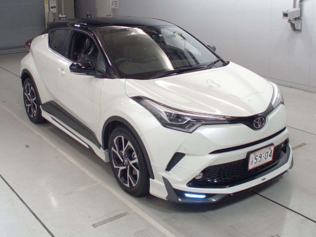 Import and buy TOYOTA C-HR 2018 from Japan to Nairobi, Kenya