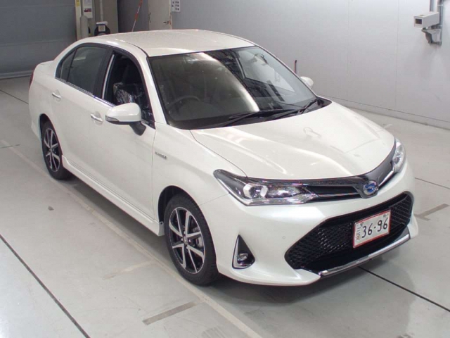 Import and buy TOYOTA COROLLA AXIO 2018 from Japan to Nairobi, Kenya