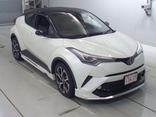 Import and buy TOYOTA C-HR 2018 from Japan to Nairobi, Kenya