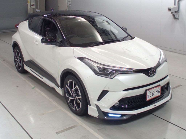 Import and buy TOYOTA C-HR 2018 from Japan to Nairobi, Kenya