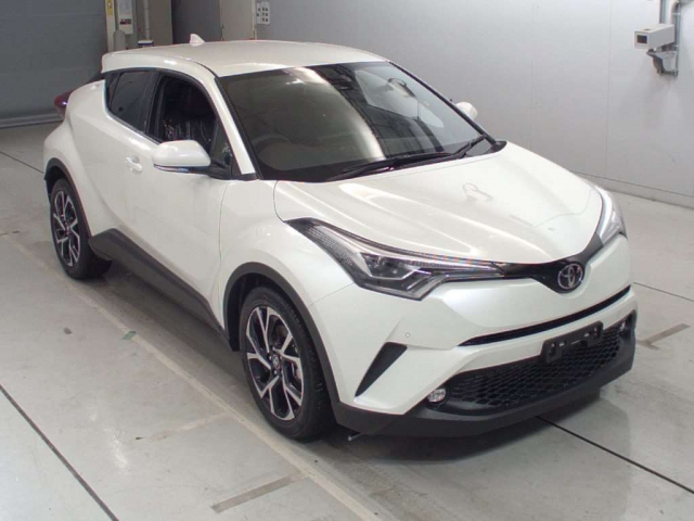 Import and buy TOYOTA C-HR 2018 from Japan to Nairobi, Kenya