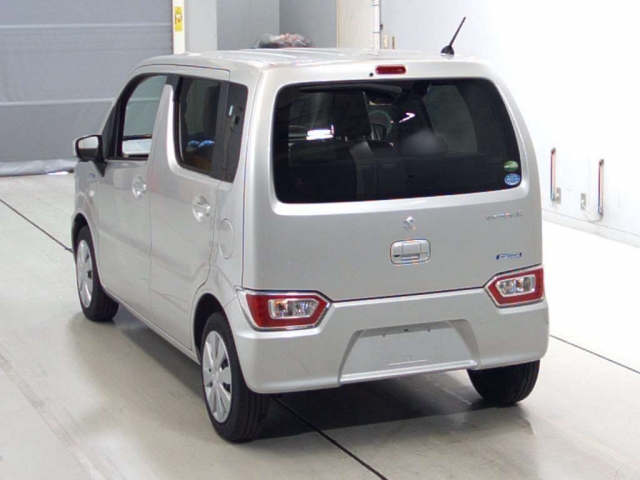 Import and buy SUZUKI WAGON R 2017 from Japan to Nairobi, Kenya