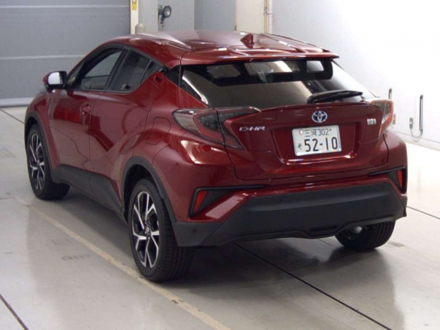 Import and buy TOYOTA C-HR 2017 from Japan to Nairobi, Kenya