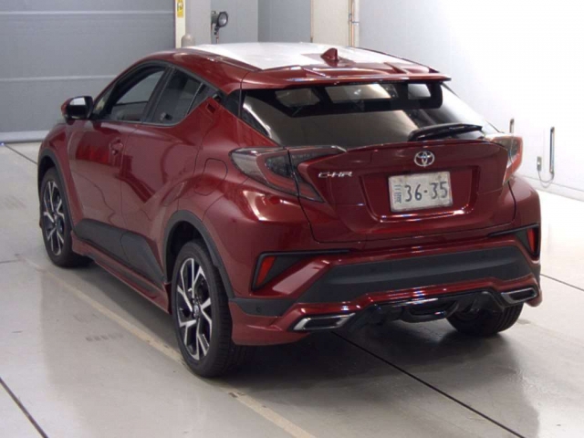 Import and buy TOYOTA C-HR 2018 from Japan to Nairobi, Kenya