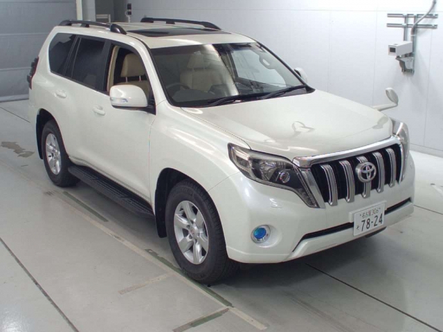 Import and buy TOYOTA LAND CRUISER PRADO 2017 from Japan to Nairobi, Kenya