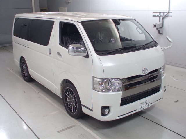 Import and buy TOYOTA HIACE VAN 2018 from Japan to Nairobi, Kenya