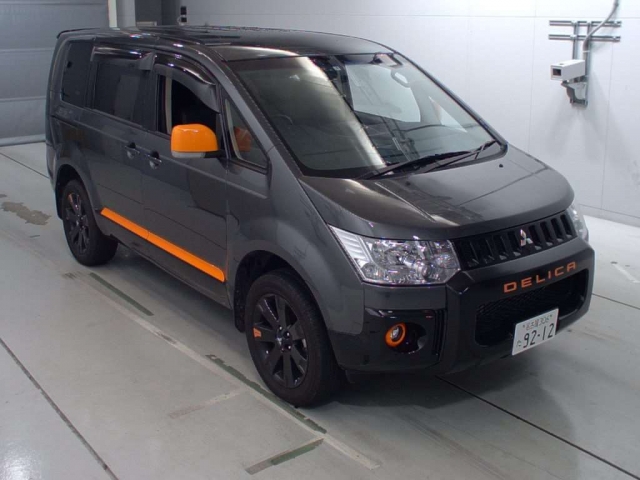 Import and buy MITSUBISHI DELICA D5 2017 from Japan to Nairobi, Kenya