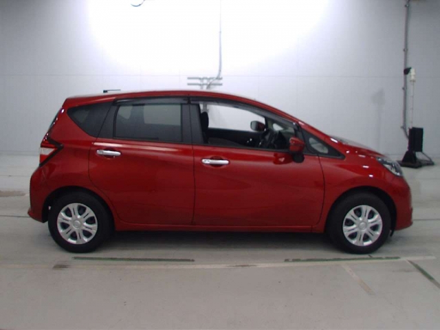 Import and buy NISSAN NOTE 2018 from Japan to Nairobi, Kenya