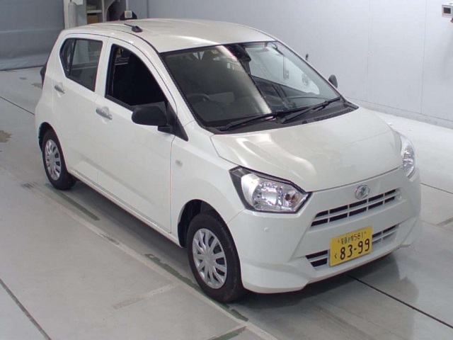 Import and buy DAIHATSU MIRA E S 2017 from Japan to Nairobi, Kenya