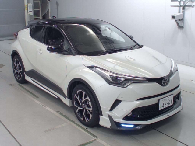 Import and buy TOYOTA C-HR 2018 from Japan to Nairobi, Kenya