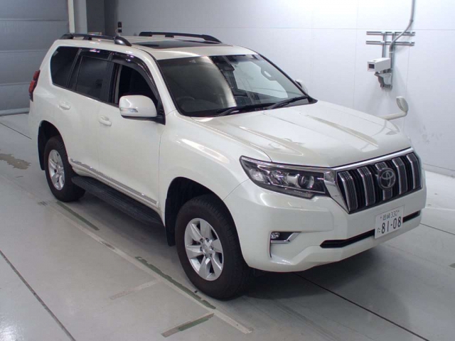 Import and buy TOYOTA LAND CRUISER PRADO 2017 from Japan to Nairobi, Kenya