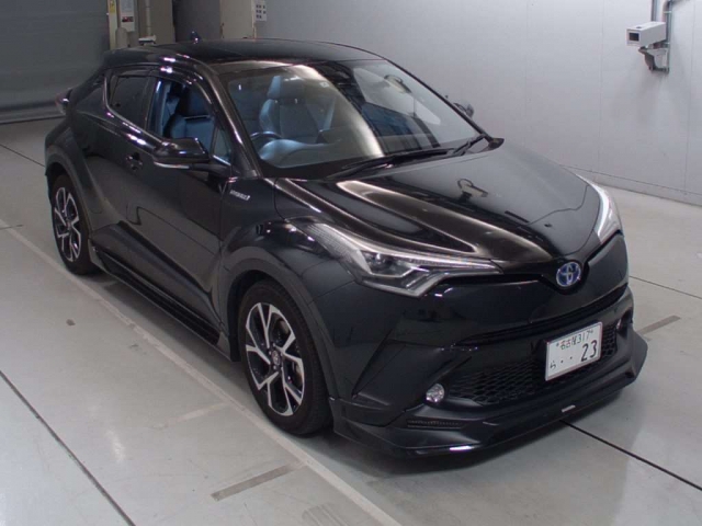 Import and buy TOYOTA C-HR 2017 from Japan to Nairobi, Kenya