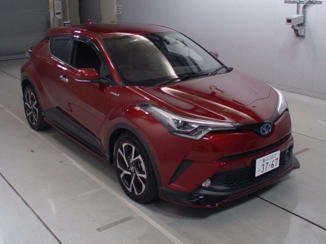 Import and buy TOYOTA C-HR 2017 from Japan to Nairobi, Kenya