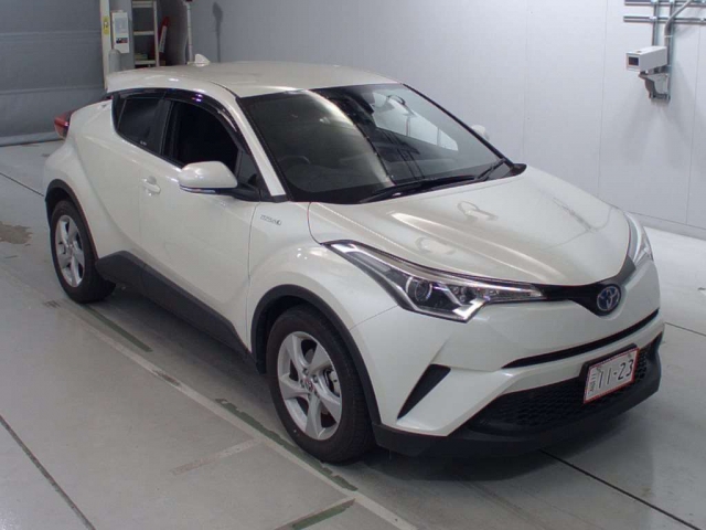 Import and buy TOYOTA C-HR 2017 from Japan to Nairobi, Kenya