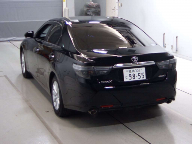 Import and buy TOYOTA MARKX 2017 from Japan to Nairobi, Kenya