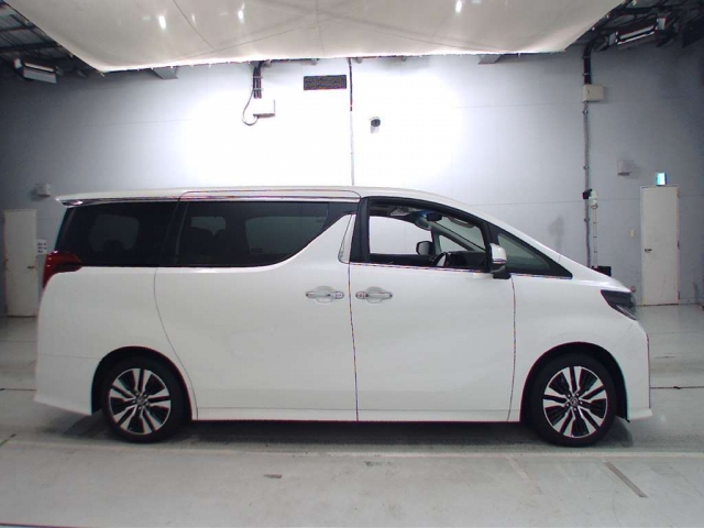 Import and buy TOYOTA ALPHARD 2018 from Japan to Nairobi, Kenya