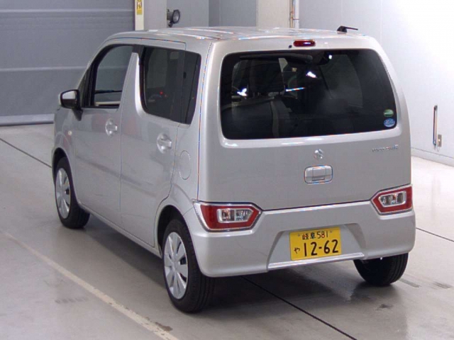 Import and buy SUZUKI WAGON R 2017 from Japan to Nairobi, Kenya