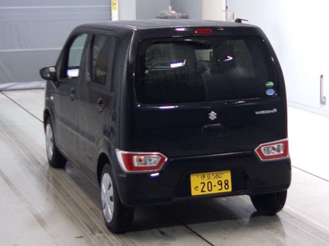 Import and buy SUZUKI WAGON R 2017 from Japan to Nairobi, Kenya