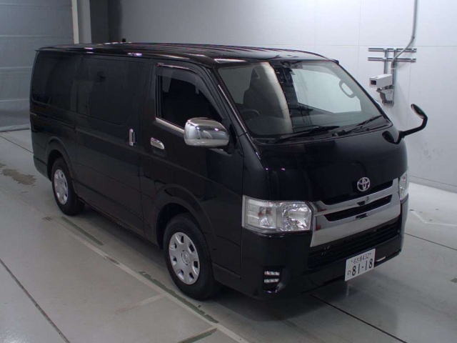 Import and buy TOYOTA HIACE VAN 2017 from Japan to Nairobi, Kenya