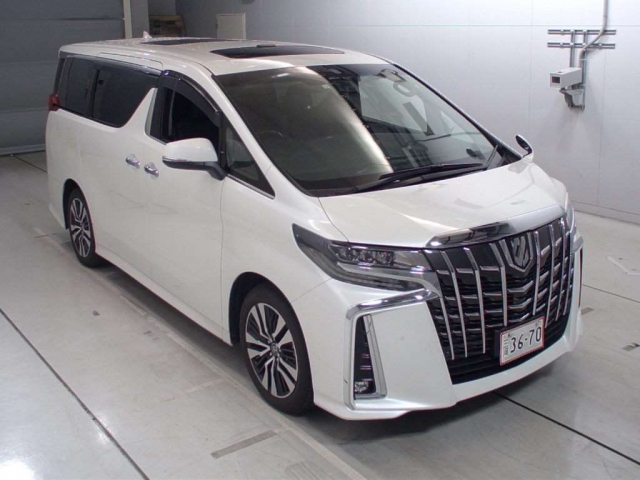 Import and buy TOYOTA ALPHARD 2018 from Japan to Nairobi, Kenya