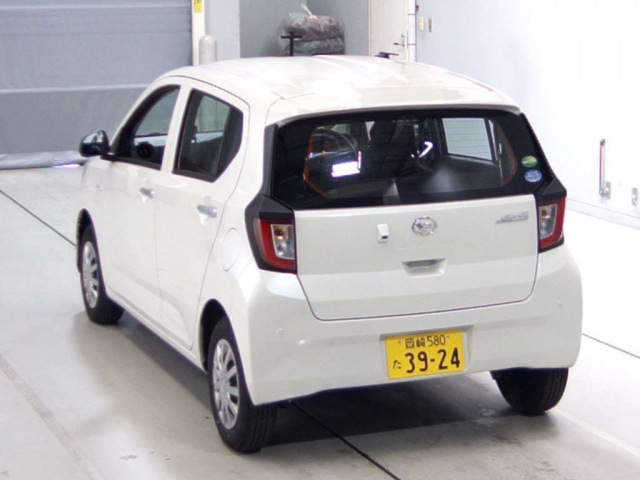 Import and buy DAIHATSU MIRA E S 2018 from Japan to Nairobi, Kenya