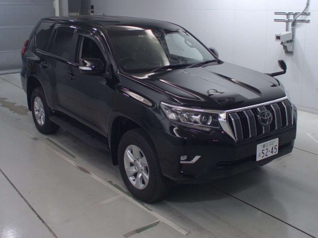 Import and buy TOYOTA LAND CRUISER PRADO 2019 from Japan to Nairobi, Kenya