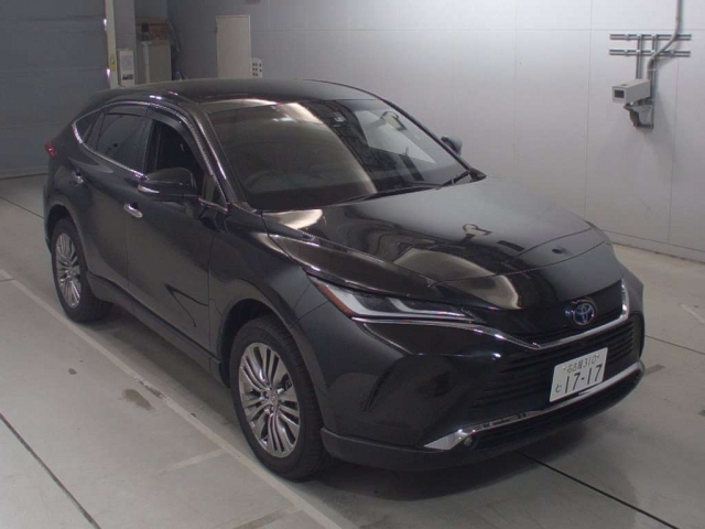 Import and buy TOYOTA HARRIER 2020 from Japan to Nairobi, Kenya