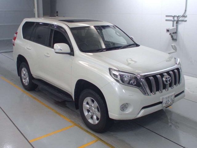 Import and buy TOYOTA LAND CRUISER PRADO 2017 from Japan to Nairobi, Kenya