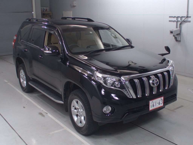 Import and buy TOYOTA LAND CRUISER PRADO 2017 from Japan to Nairobi, Kenya