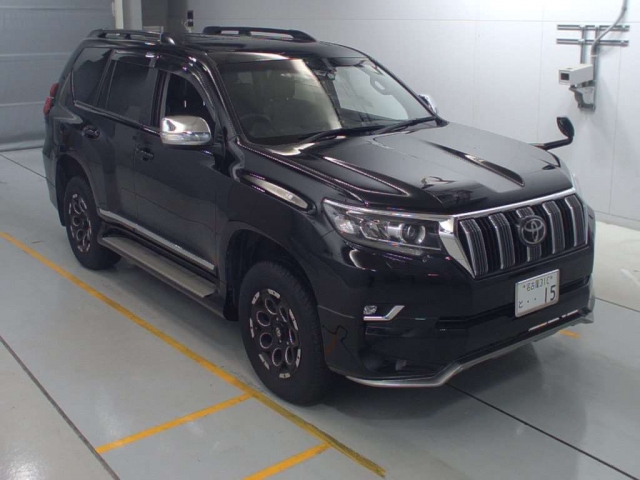 Import and buy TOYOTA LAND CRUISER PRADO 2019 from Japan to Nairobi, Kenya