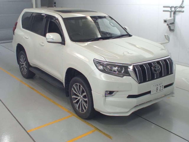 Import and buy TOYOTA LAND CRUISER PRADO 2018 from Japan to Nairobi, Kenya