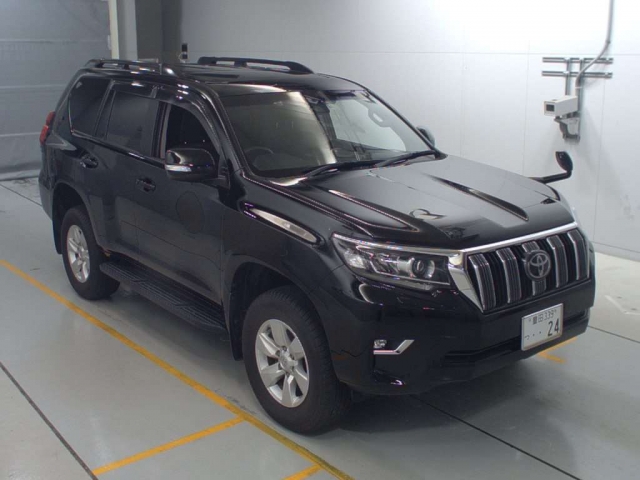 Import and buy TOYOTA LAND CRUISER PRADO 2018 from Japan to Nairobi, Kenya