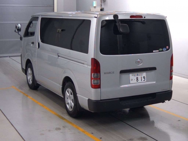 Import and buy TOYOTA HIACE VAN 2019 from Japan to Nairobi, Kenya