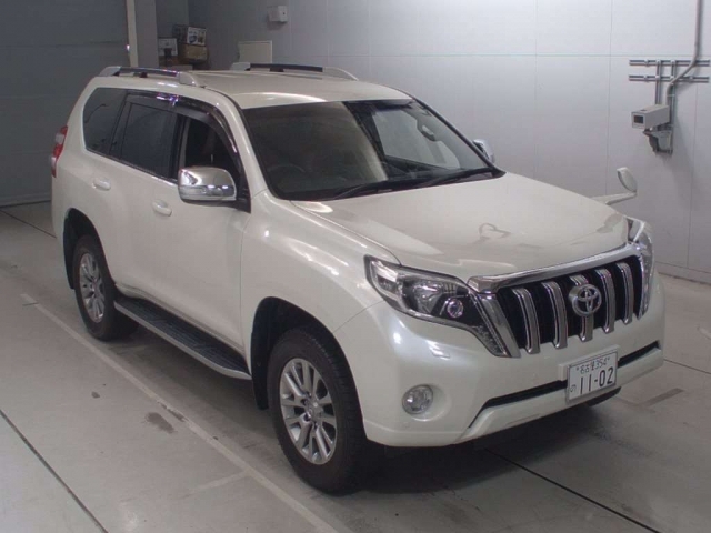 Import and buy TOYOTA LAND CRUISER PRADO 2017 from Japan to Nairobi, Kenya