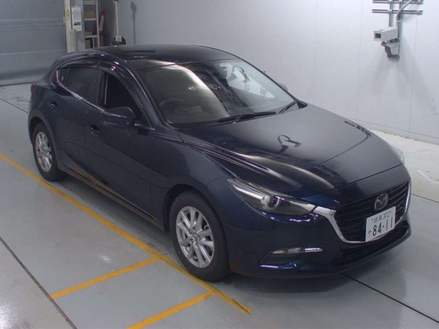 Import and buy MAZDA AXELA 2018 from Japan to Nairobi, Kenya