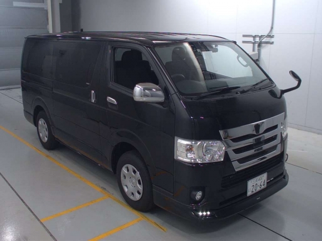 Import and buy TOYOTA HIACE VAN 2019 from Japan to Nairobi, Kenya