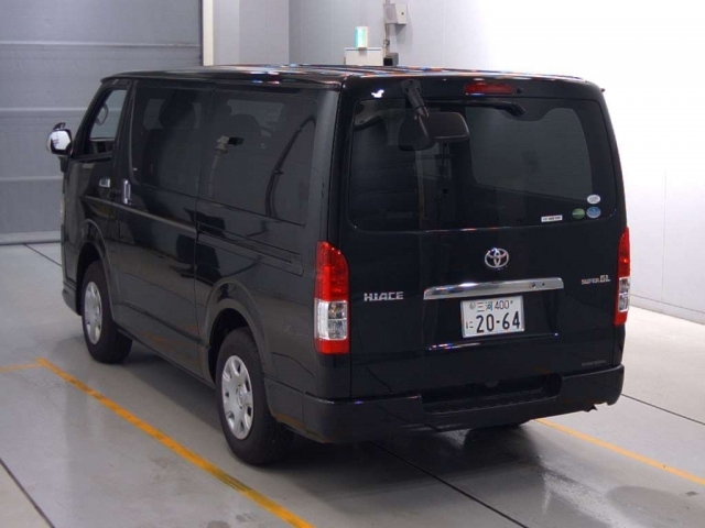 Import and buy TOYOTA HIACE VAN 2019 from Japan to Nairobi, Kenya