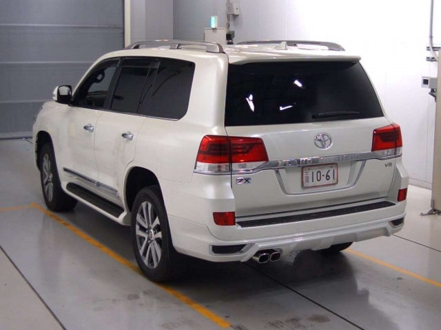 Import and buy TOYOTA LAND CRUISER 2017 from Japan to Nairobi, Kenya