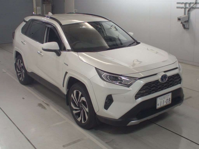 Import and buy TOYOTA RAV4 2019 from Japan to Nairobi, Kenya