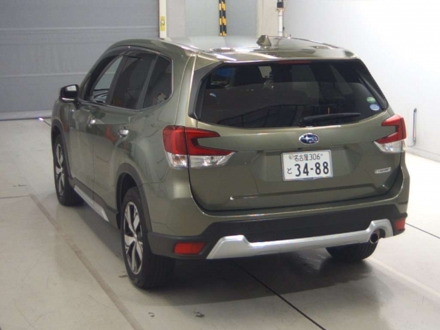 Import and buy SUBARU FORESTER 2019 from Japan to Nairobi, Kenya