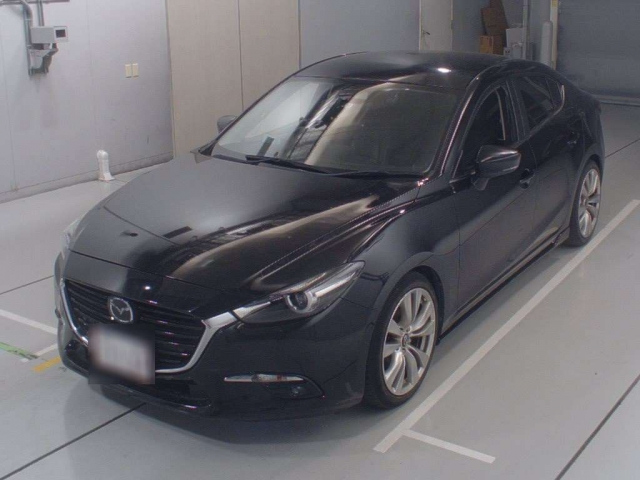 Import and buy MAZDA AXELA 2017 from Japan to Nairobi, Kenya