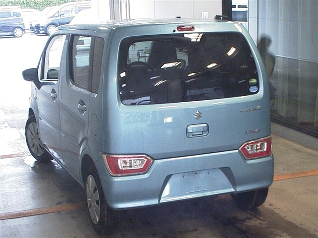 Import and buy SUZUKI WAGON R 2017 from Japan to Nairobi, Kenya