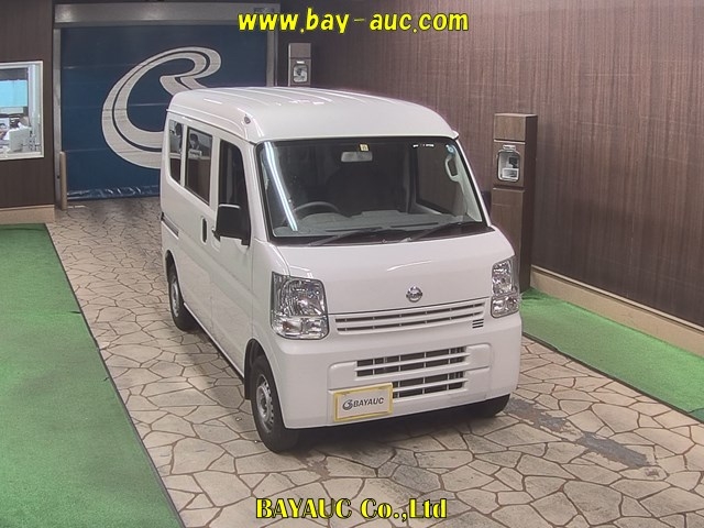 Import and buy NISSAN NV100 CLIPPER 2018 from Japan to Nairobi, Kenya