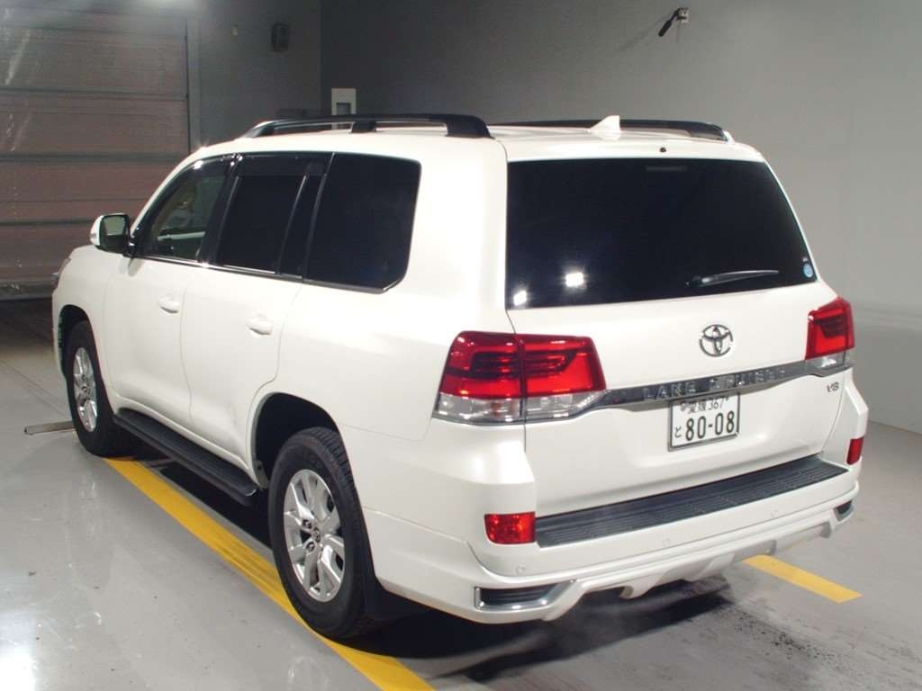 Import and buy TOYOTA LAND CRUISER 2017 from Japan to Nairobi, Kenya