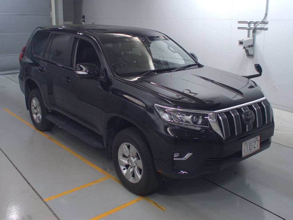 Import and buy TOYOTA LAND CRUISER PRADO 2017 from Japan to Nairobi, Kenya