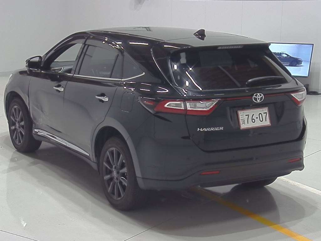 Import and buy TOYOTA HARRIER 2018 from Japan to Nairobi, Kenya